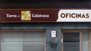 imagen fachada oficinas Tierra de Calatrava, 2015