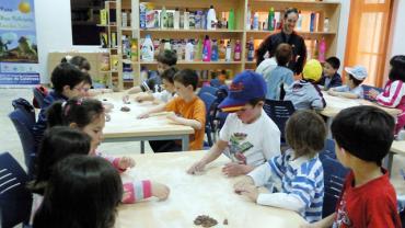 imagen talleres escolares Omic Mancomunidad, abril