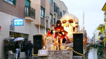 imagen de la Carroza de los Burletas, marzo 2011
