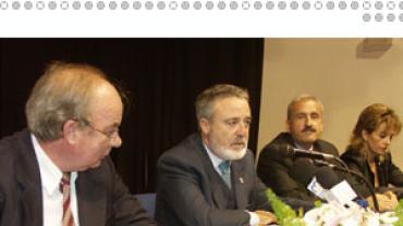 Emotivo homenaje a 20 años de Universidad Popular