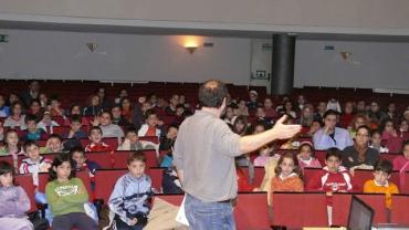 imagen del acto en la Casa de Cultura, 22-2-2008