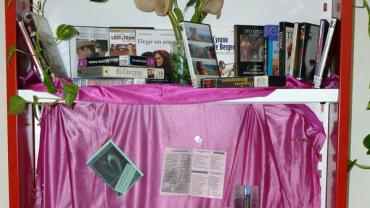 imagen libros, películas y música en San Valentiín