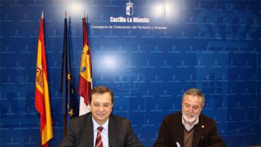 imagen de la firma del convenio, 4 febrero 2009