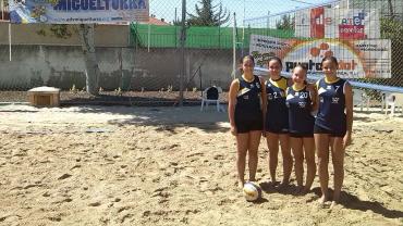 Imagen equipo femenino cadete voley playa