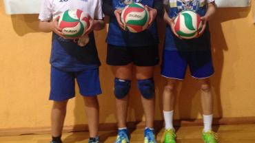 imagen de los jugadores Alejandro Fernández, José Manuel Sánchez y Sergio Sobrino 