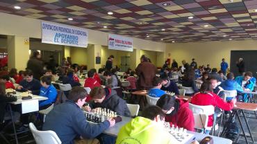 imagen de participantes del torneo de ajedrez en Edad Escolar en ediciones anteriores