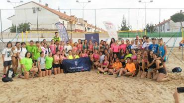 imagen grupal de autoridades y participantes, mayo 2017