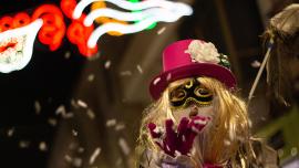 Broma y papelillos en carnaval, Francisco Peco, I premio fotografía carnaval 2024 Miguelturra